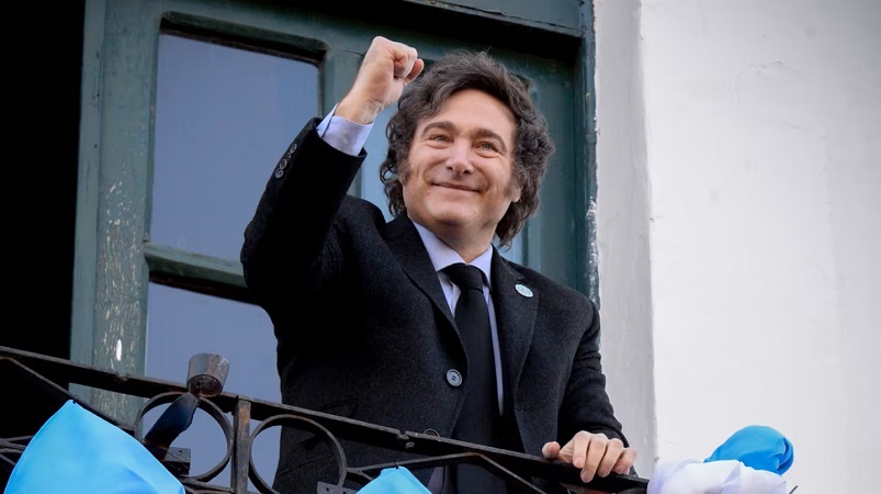 Milei volvió a cuestionar a la oposición y a los economistas que reclaman mayor gasto&nbsp;público