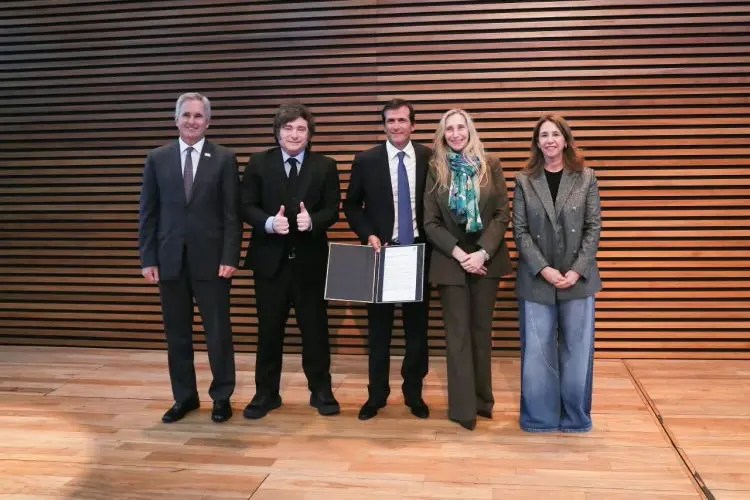 Milei designó a Adolfo Cambiaso como Embajador Extraordinario ad honorem